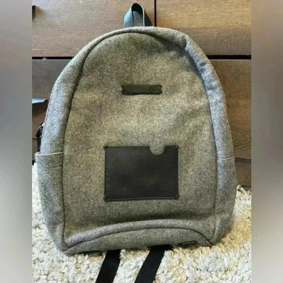 Sherpani Small Women\'s
Indie Ethos Wool Backpack gray